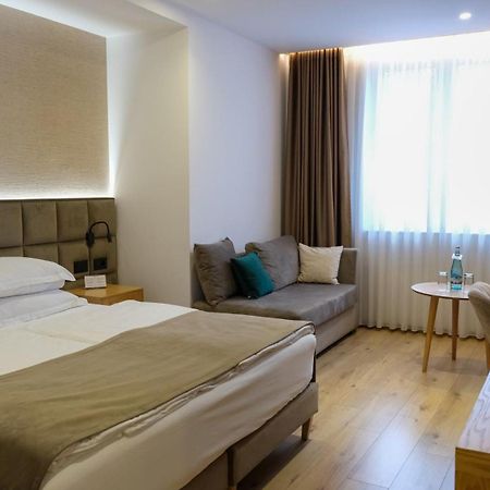 Sibb Hotel Tiranë Luaran gambar