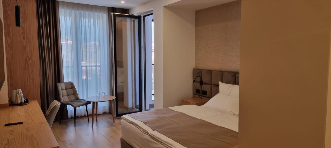 Sibb Hotel Tiranë Luaran gambar